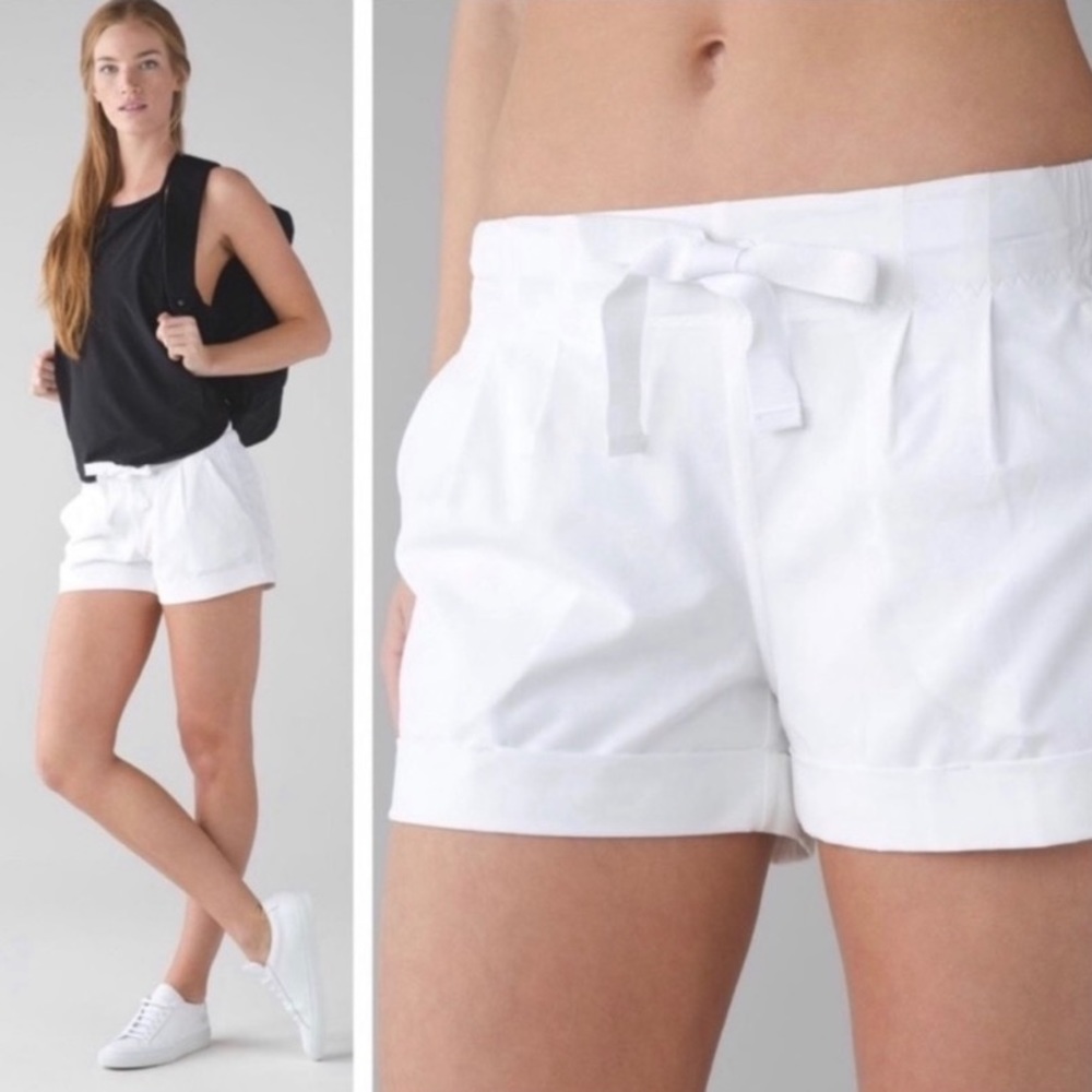 Lululemon Spring Break Away Shorts White Size 6